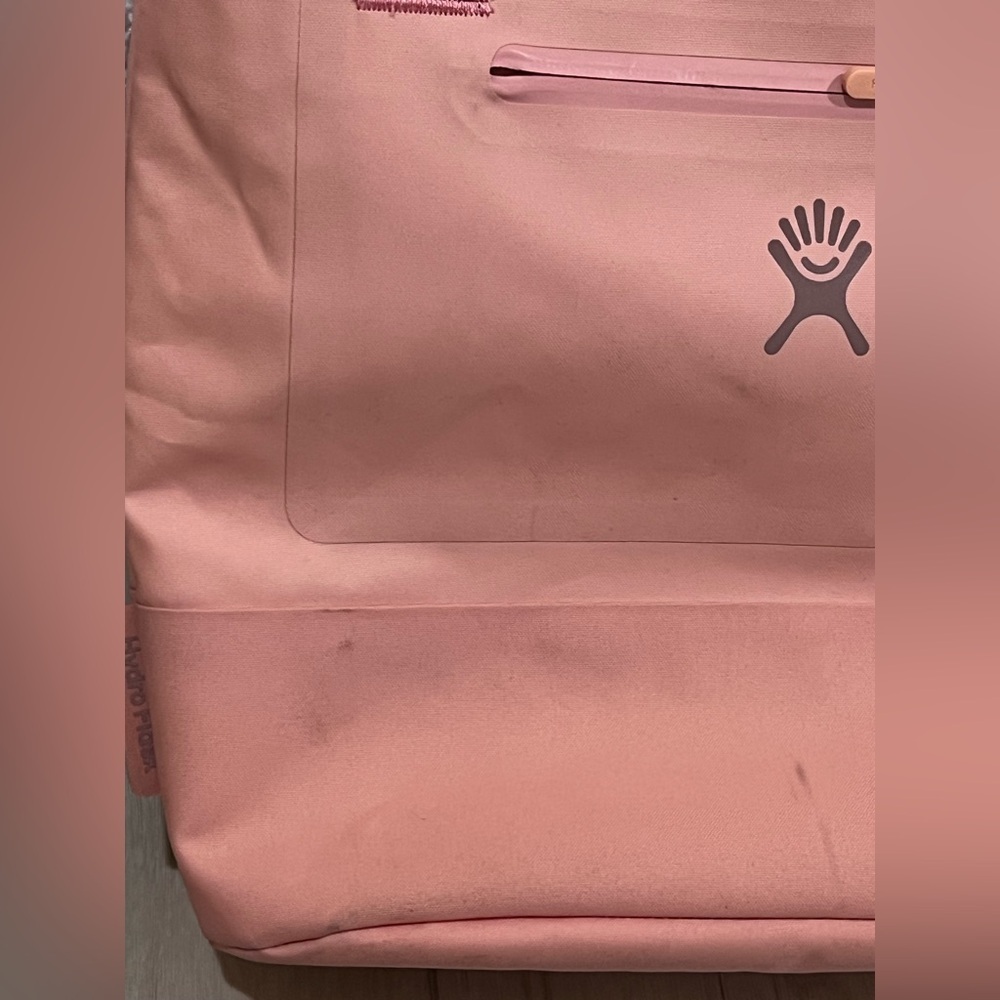 HYDRO FLASK :: TOTE - Picture 8 of 9